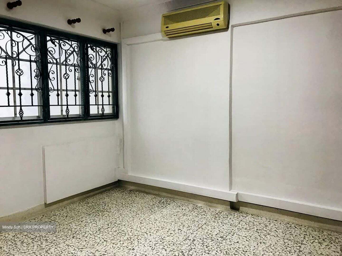 Blk 528 Jurong West Street 52 (Jurong West), HDB 3 Rooms #585371551